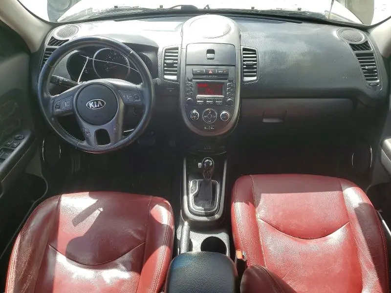 2013 KIA SOUL +  