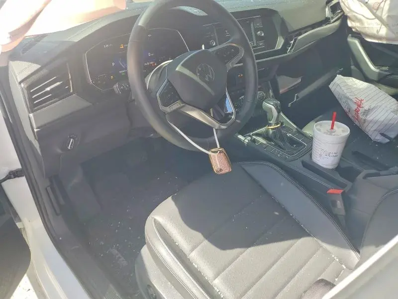 2022 VOLKSWAGEN JETTA SE  