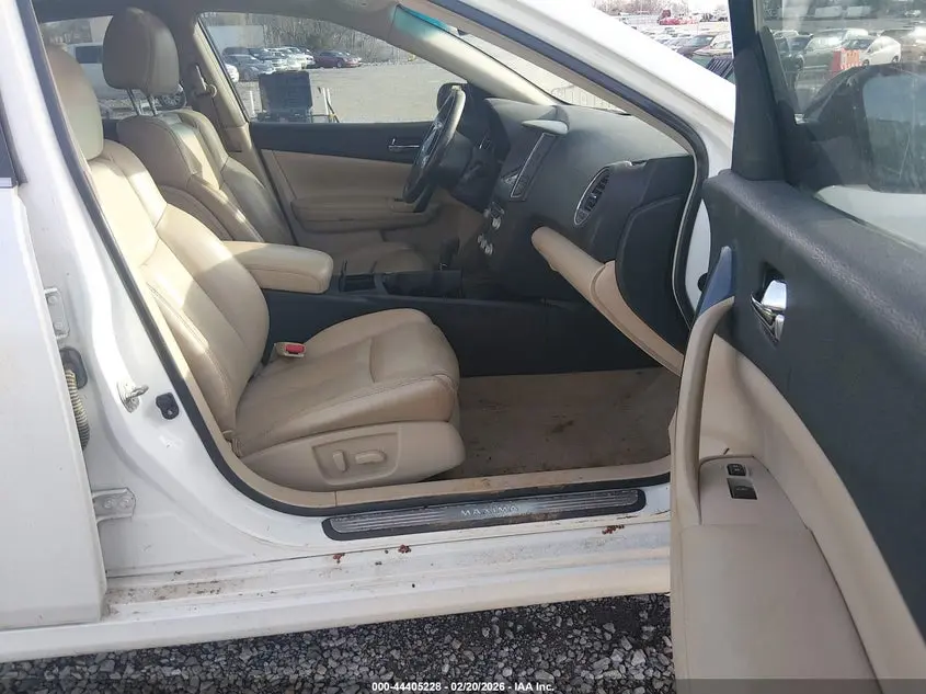 2013 NISSAN MAXIMA 3.5 SV