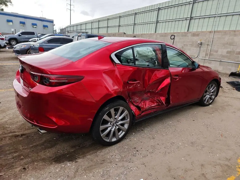 2019 MAZDA 3 PREMIUM  