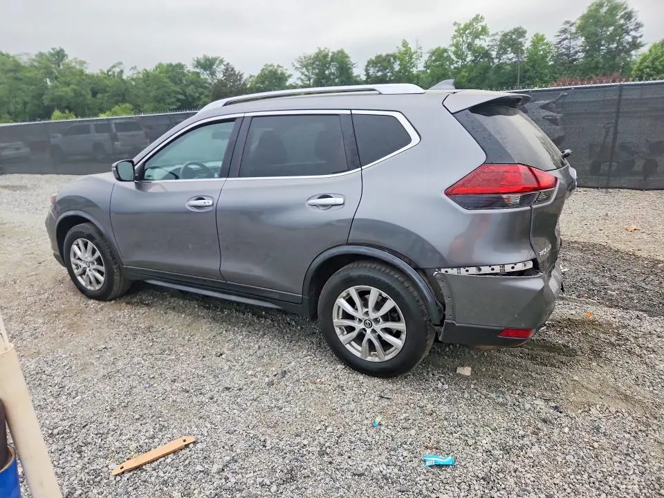 2018 NISSAN ROGUE SV  