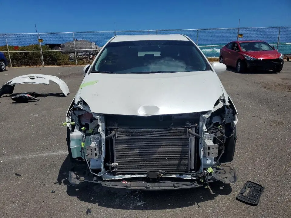 2015 TOYOTA PRIUS ONE  