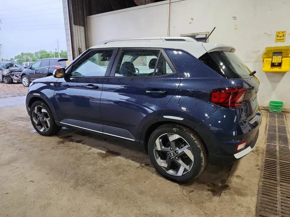 2023 HYUNDAI VENUE LIMITED  
