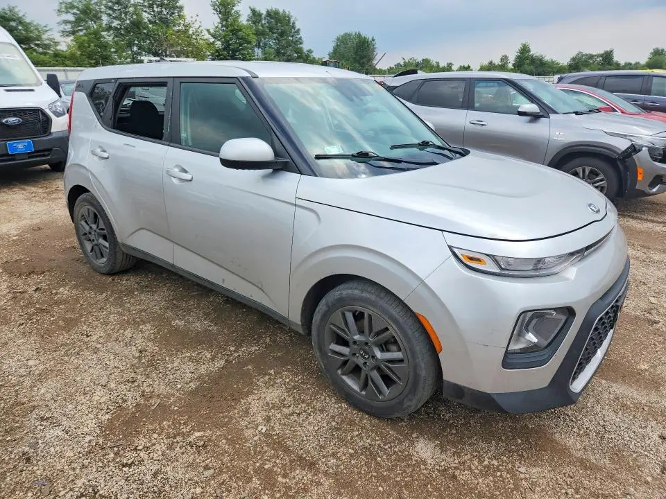 2021 KIA SOUL S  
