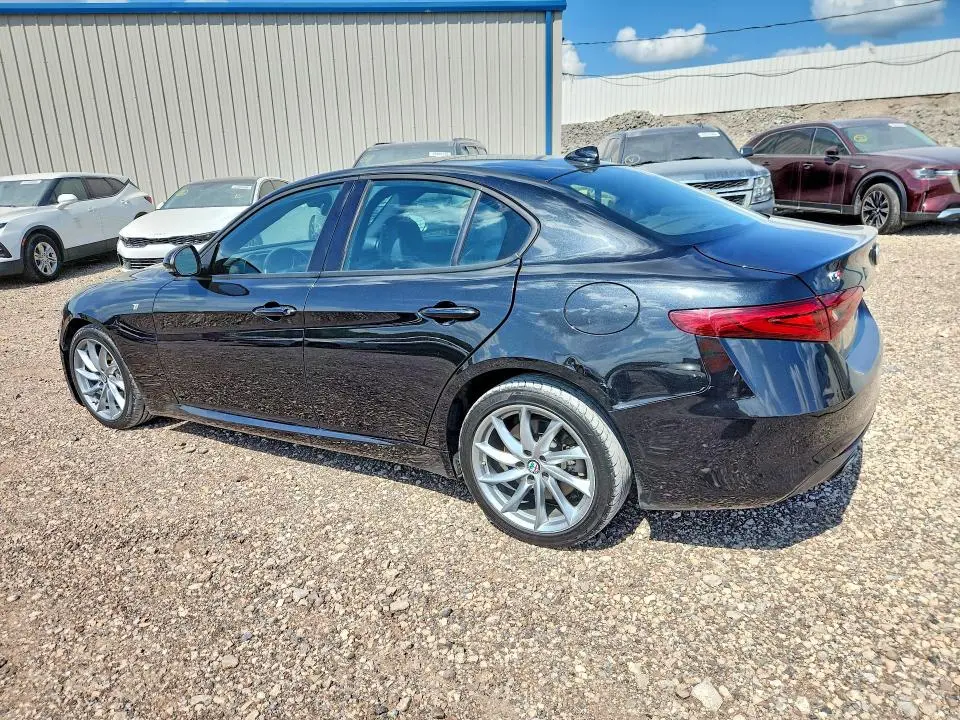 2022 ALFA ROMEO GIULIA SUPER  