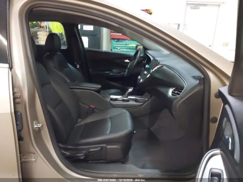 2022 CHEVROLET MALIBU FWD LT