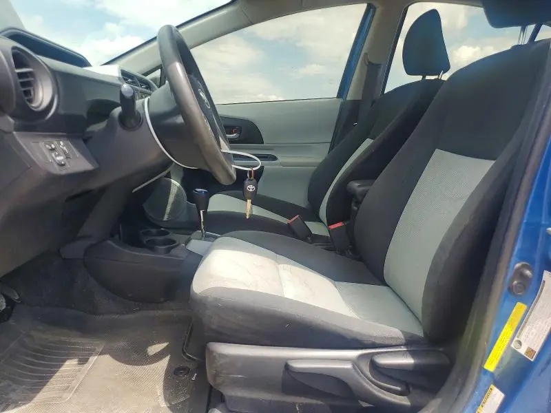 2012 TOYOTA PRIUS C TWO  