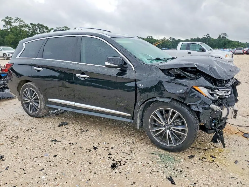 2020 INFINITI QX60 LUXE  