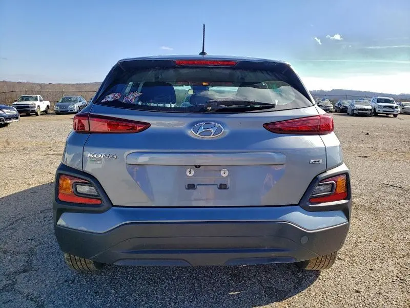 2021 HYUNDAI KONA SE  