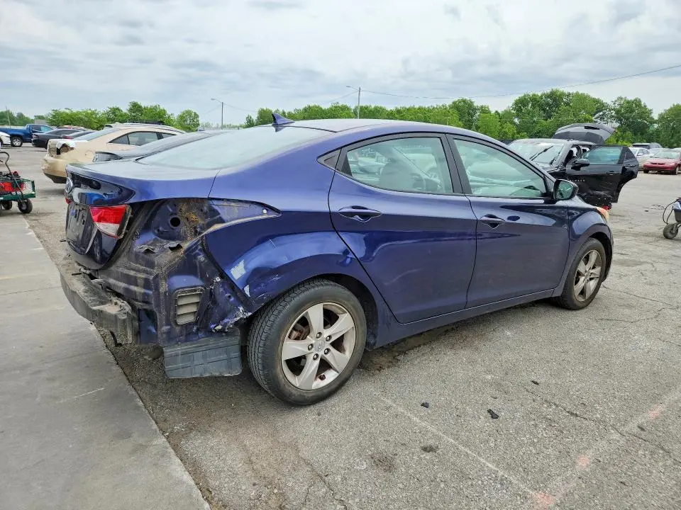 2012 HYUNDAI ELANTRA GLS  