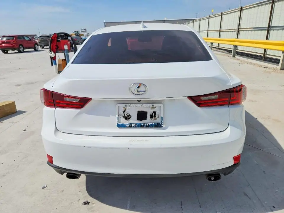 2016 LEXUS IS 200T BASE  