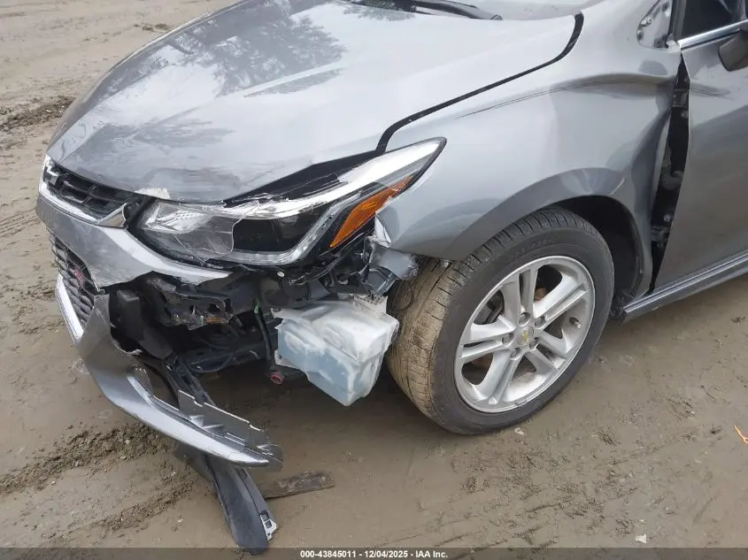 2018 CHEVROLET CRUZE LT AUTO