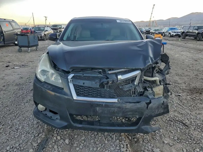 2013 SUBARU LEGACY 3.6R LIMITED  