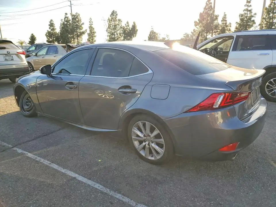 2016 LEXUS IS 200T  