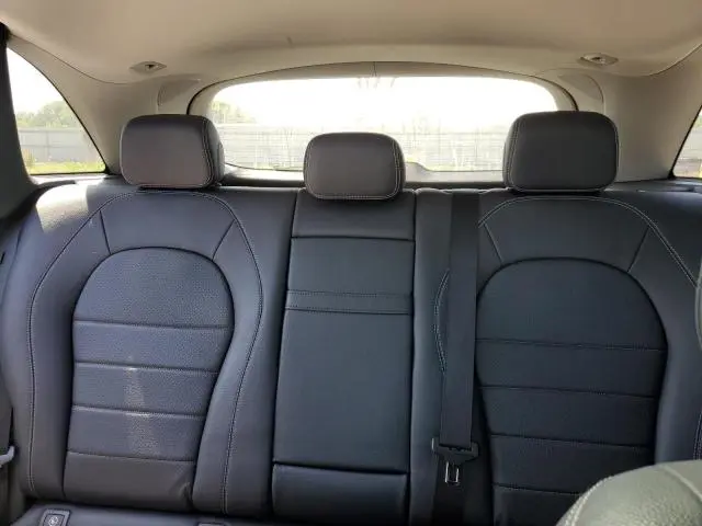 2016 MERCEDES-BENZ GLC 300  