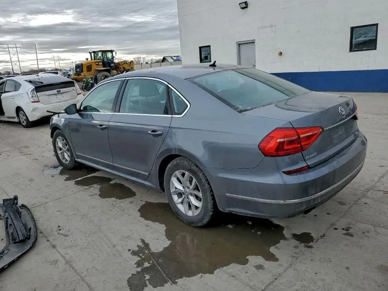 2016 VOLKSWAGEN PASSAT S  