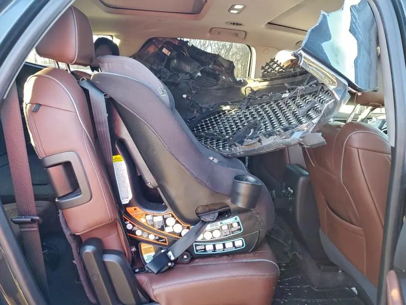 2019 BUICK ENCLAVE AVENIR  