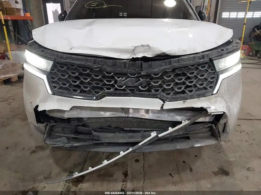 2022 KIA SORENTO X-LINE S