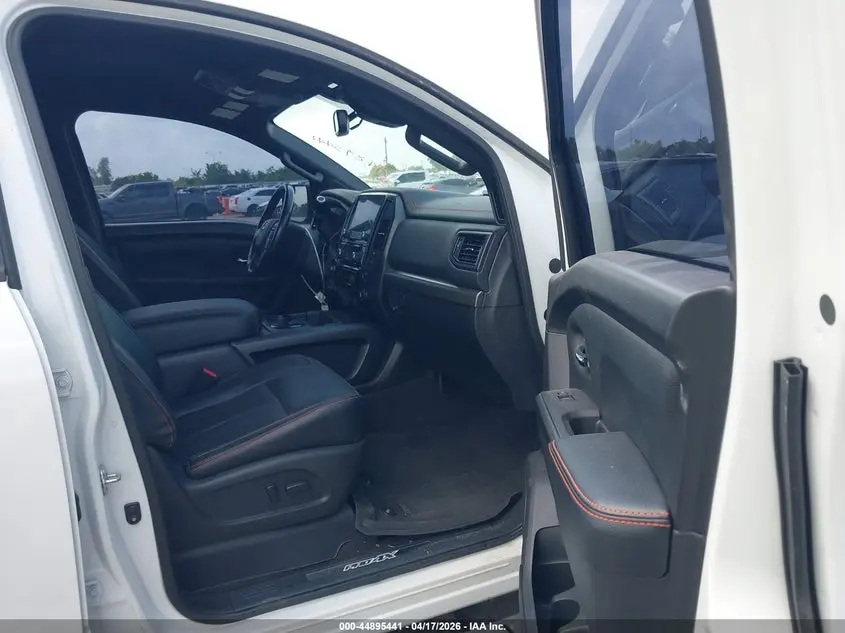 2021 NISSAN TITAN PRO-4X 4X4