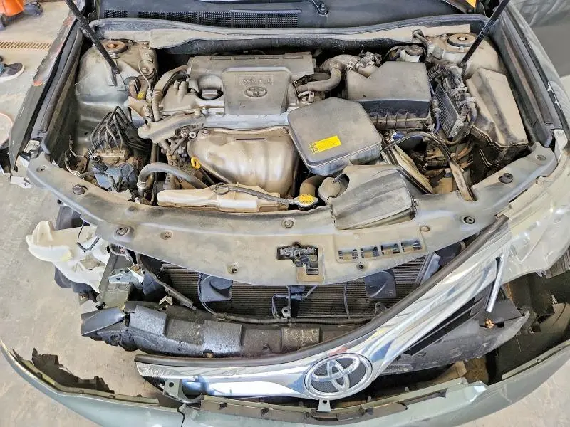 2012 TOYOTA CAMRY XLE  