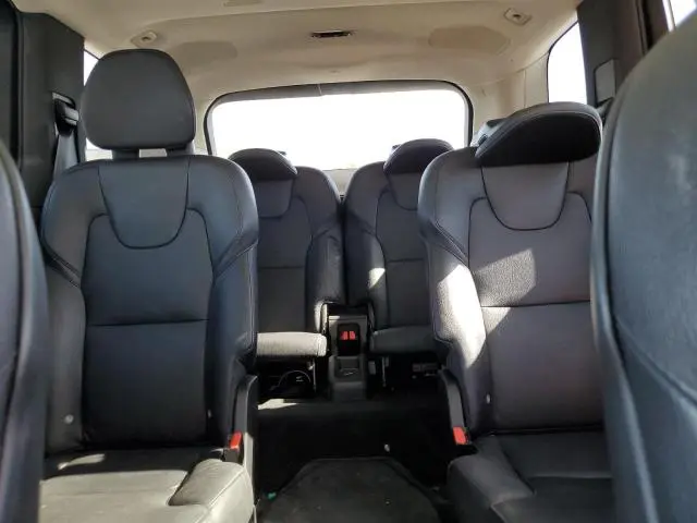 2021 VOLVO XC90 T6 MOMENTUM  