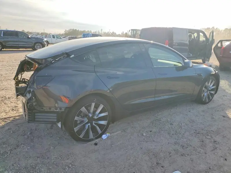 2024 TESLA MODEL 3   
