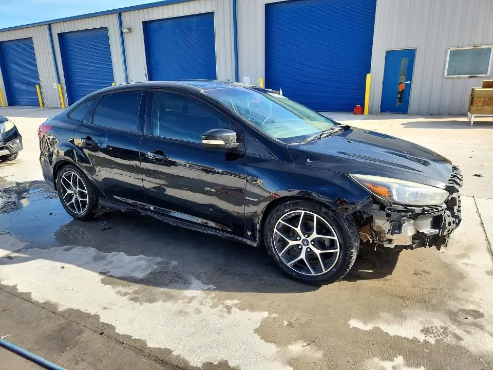 2018 FORD FOCUS SE  