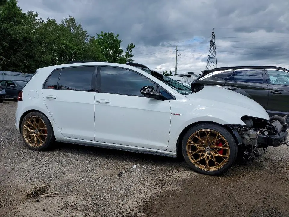 2017 VOLKSWAGEN GTI S  