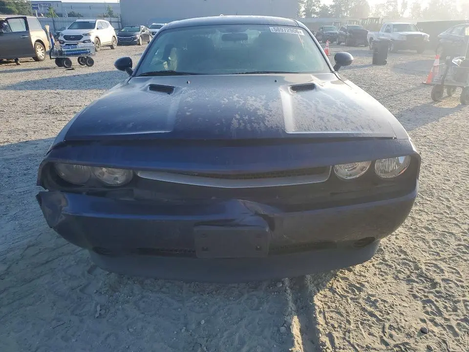 2013 DODGE CHALLENGER SXT  