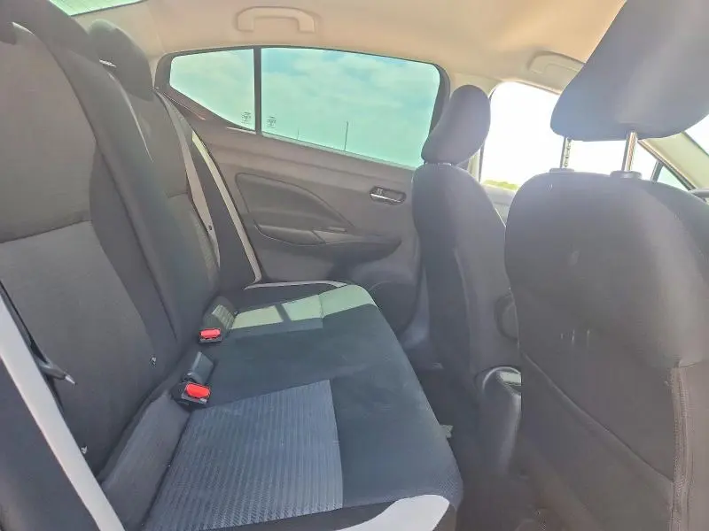 2020 NISSAN VERSA SV  