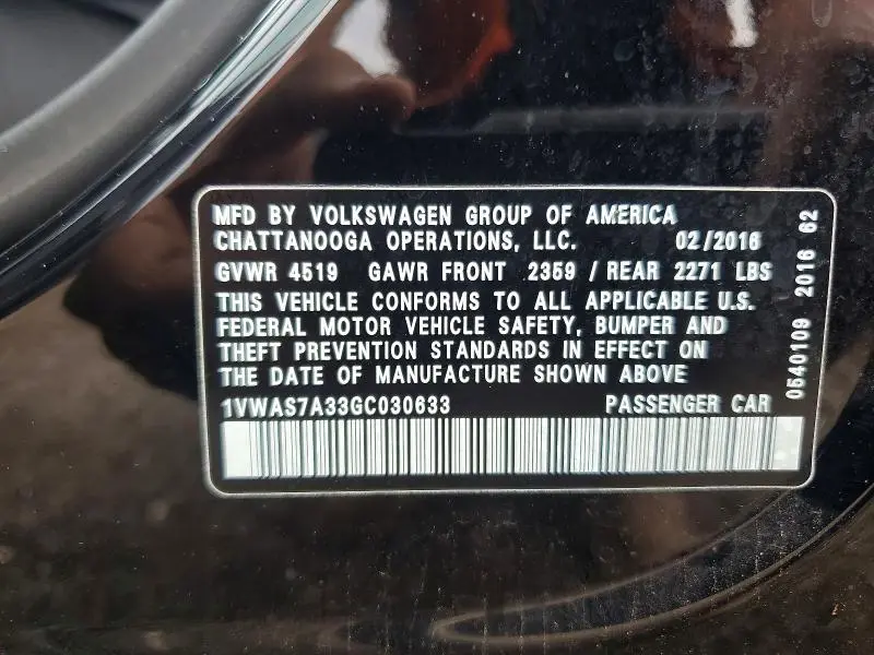 2016 VOLKSWAGEN PASSAT S  