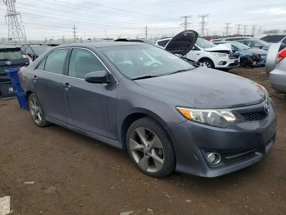 2014 TOYOTA CAMRY SE SPORT  