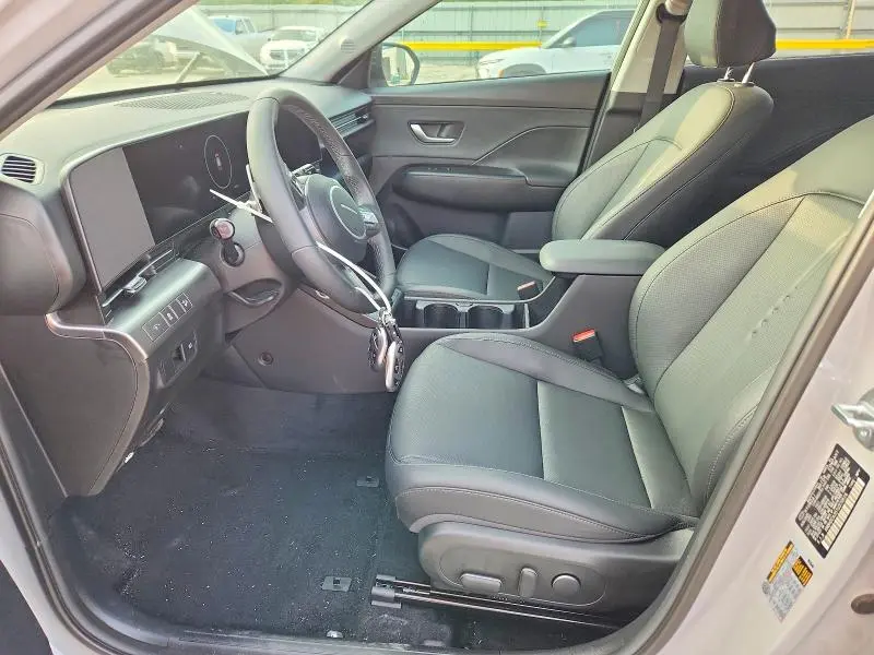 2026 HYUNDAI KONA SEL PREMIUM  