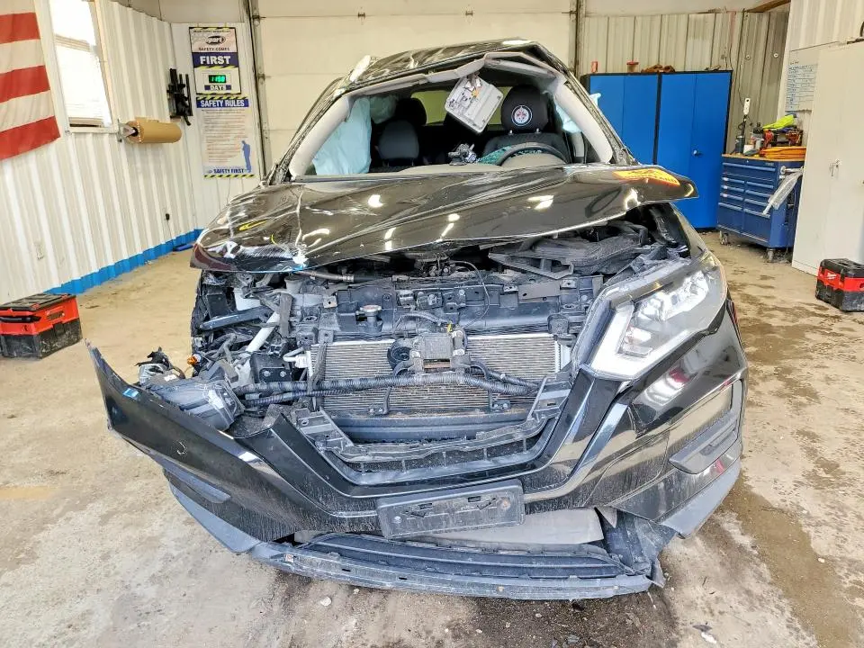 2018 NISSAN ROGUE   