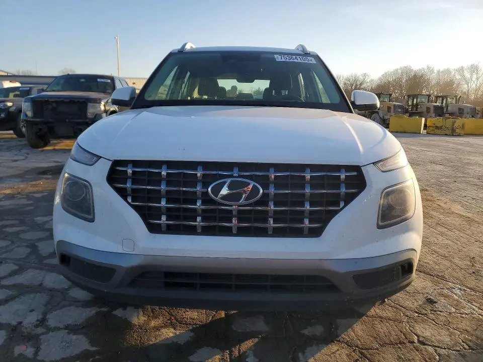 2023 HYUNDAI VENUE SEL  