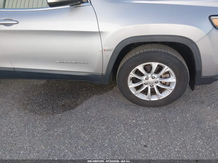 2019 JEEP CHEROKEE LATITUDE 4X4