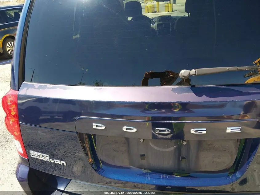 2016 DODGE GRAND CARAVAN SE