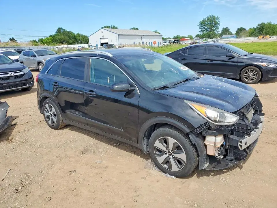 2017 KIA NIRO   