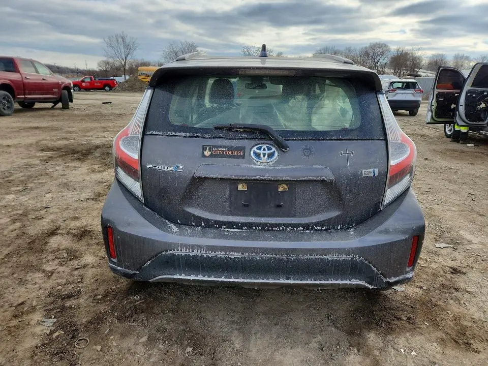 2019 TOYOTA PRIUS C L  
