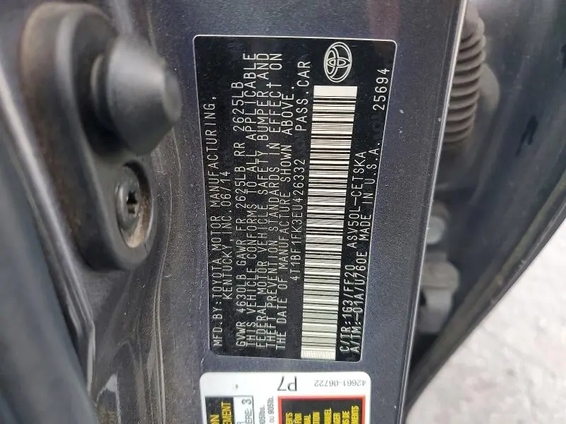 2014 TOYOTA CAMRY SE  