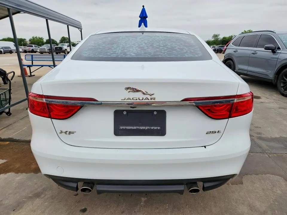 2018 JAGUAR XF   