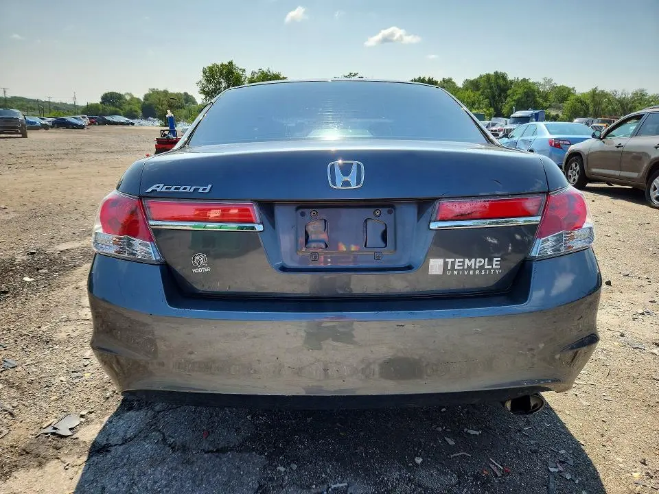 2012 HONDA ACCORD LX  