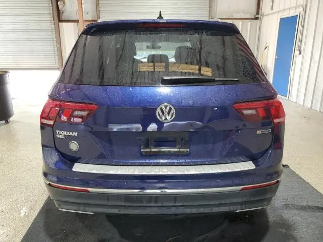2021 VOLKSWAGEN TIGUAN SE  