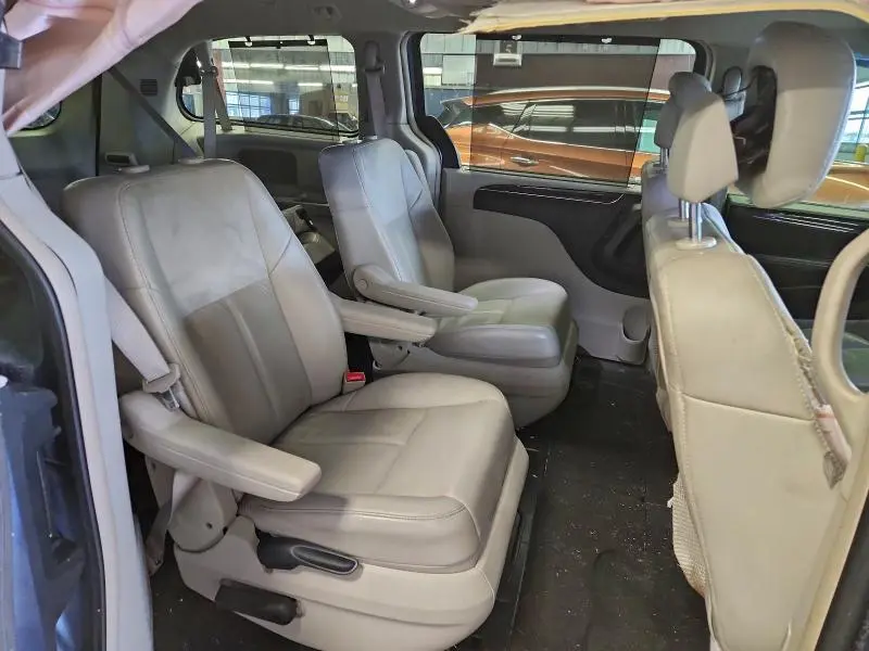 2012 CHRYSLER TOWN & COUNTRY LIMITED  