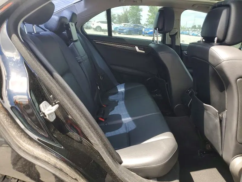 2013 MERCEDES-BENZ C 250  