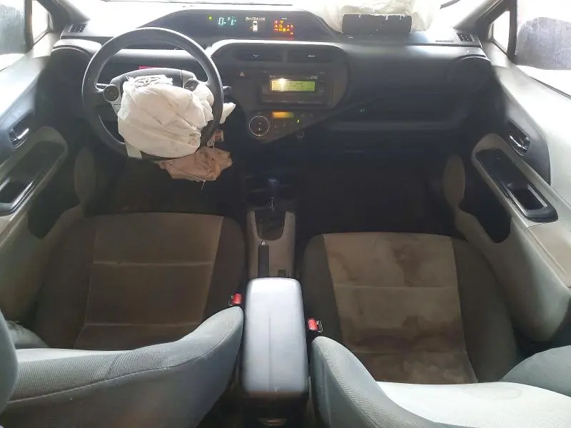 2013 TOYOTA PRIUS C TWO  