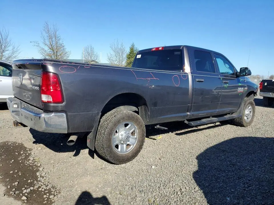 2015 RAM 2500 ST  