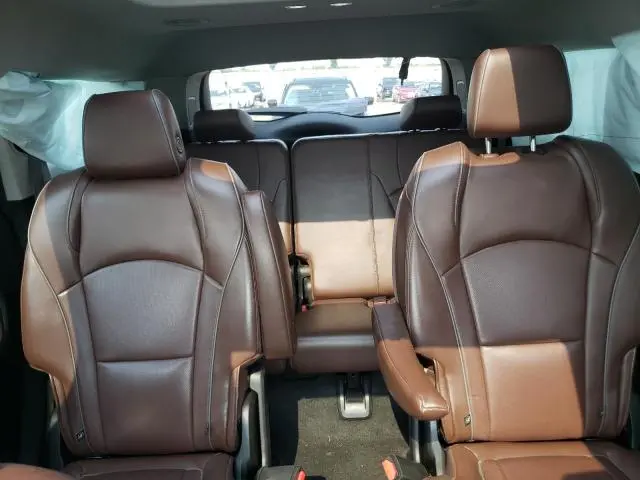 2018 BUICK ENCLAVE AVENIR  