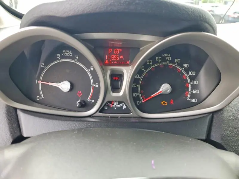 2013 FORD FIESTA SE  