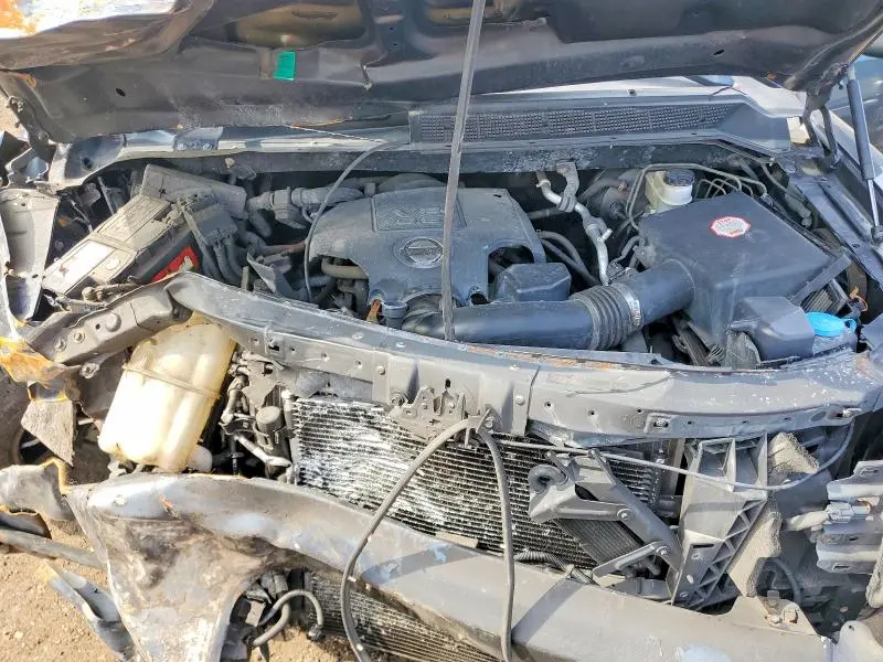 2014 NISSAN TITAN PRO-4X  